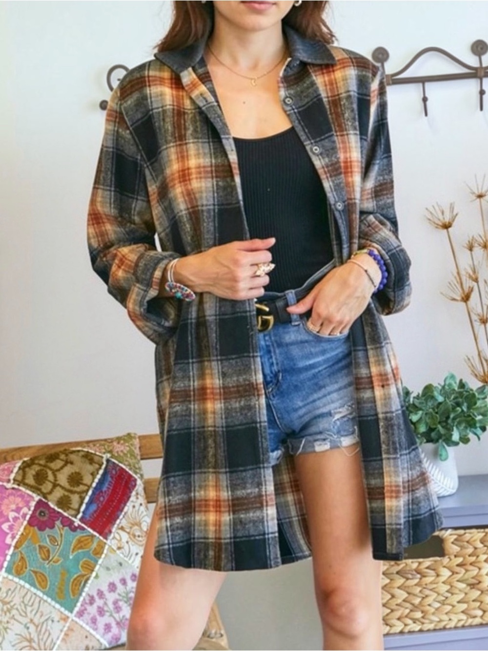 NEW Adora Flannel Black Rust Plaid Shirt Hem Lightweight Shacket Women’s Small